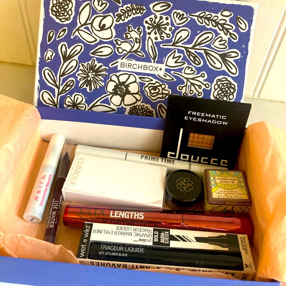 Eye Shadow, Liner and Mascara Bundle!